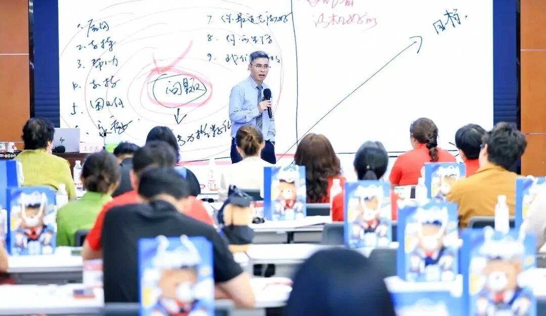 ���������쾩�ڿΣ�������ѧ����ʱ�����̹����߼����ް�7�¿γ̻ع�